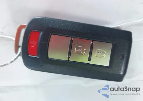 2018 Mitsubishi Outlander Se z USA, uszkodzony, nr VIN JA4AD3A37JZ005917